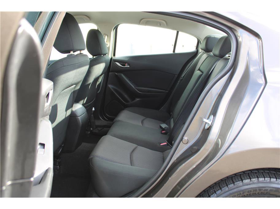 Used 2014 MAZDA MAZDA3 i Touring image 12