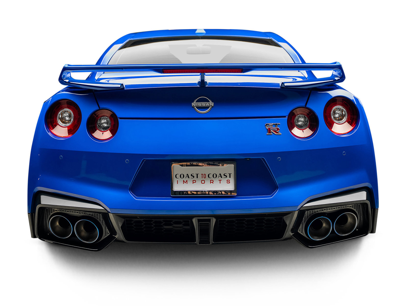 Used 2024 Nissan GT-R AWD/4WD image 11