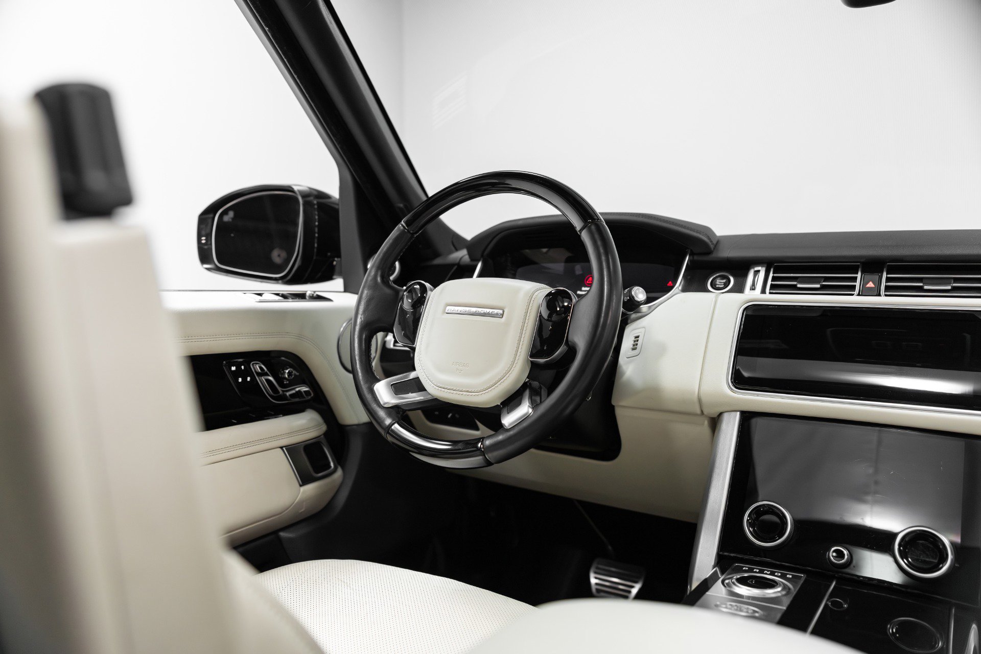 Used 2021 Land Rover Range Rover Westminster Edition image 26