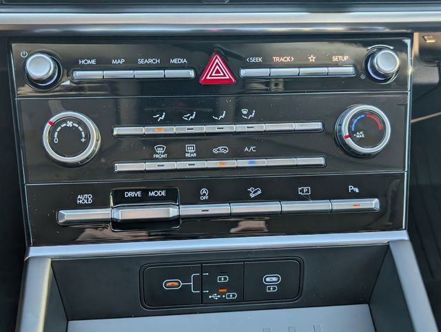 New 2026 Hyundai Santa Fe SE image 21