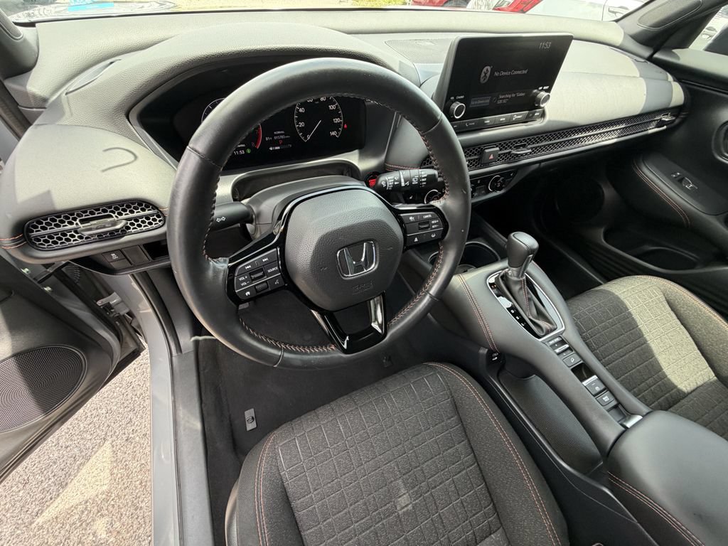 Used 2024 Honda HR-V Sport image 18