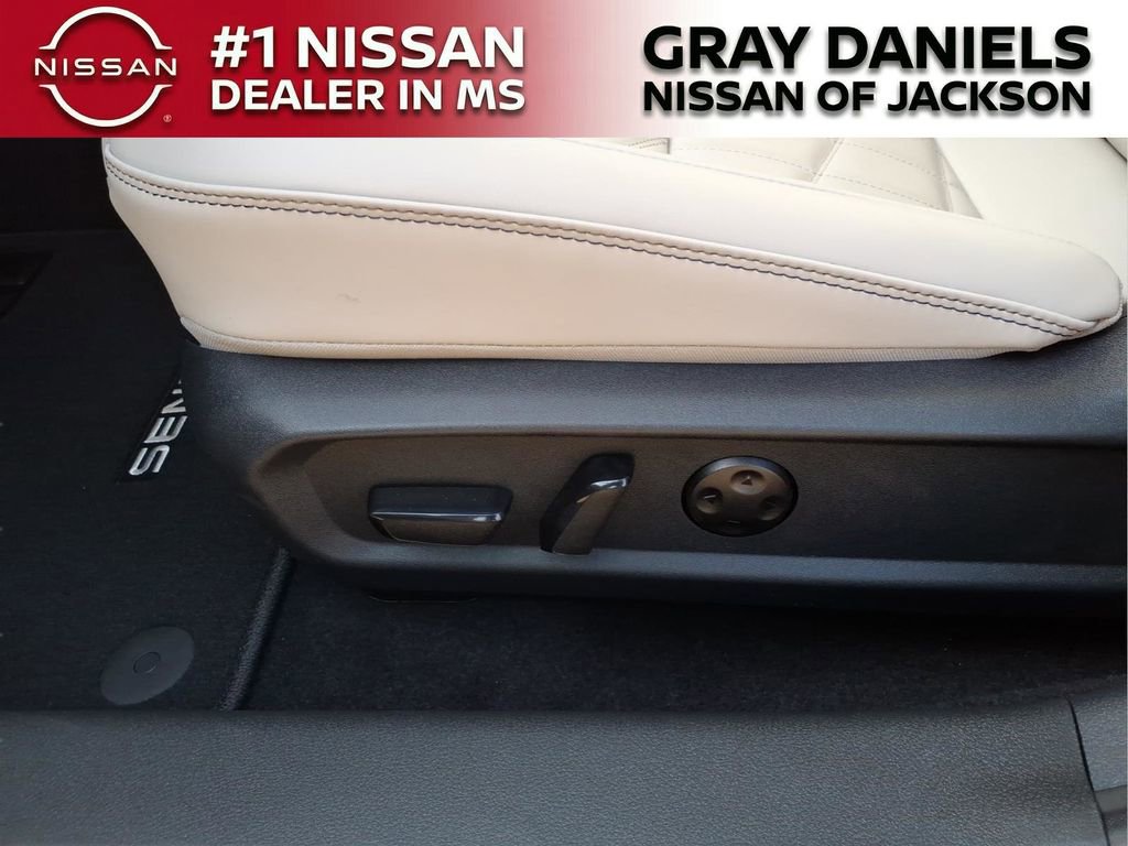 New 2026 Nissan Sentra SL w/ Floor Mat Package FWD image 11