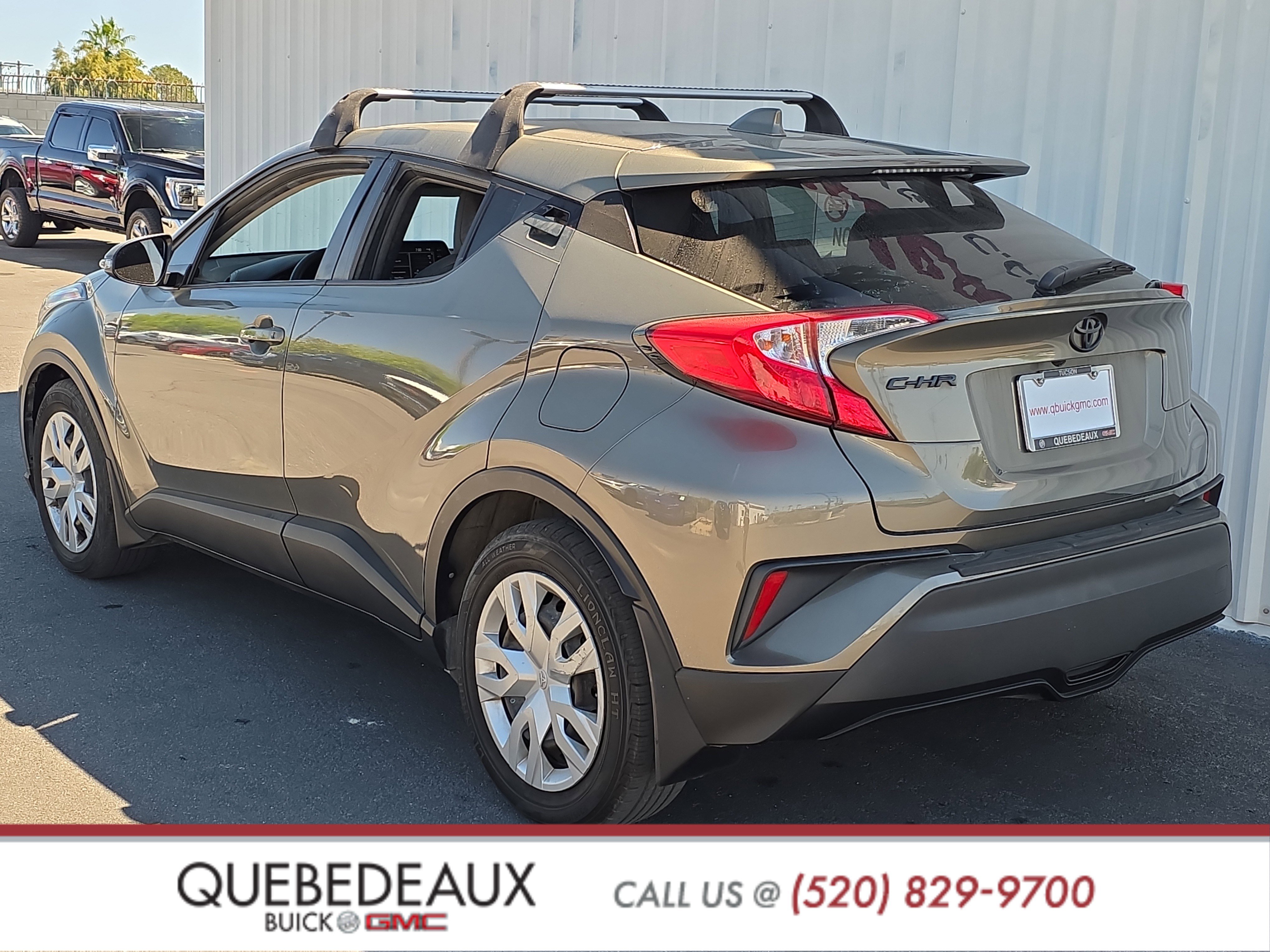 Used 2021 Toyota C-HR LE image 5