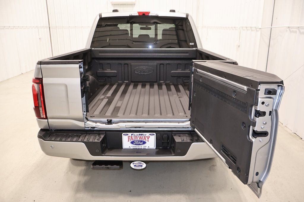 New 2025 Ford F150 Platinum w/ Equipment Group 702A High image 32