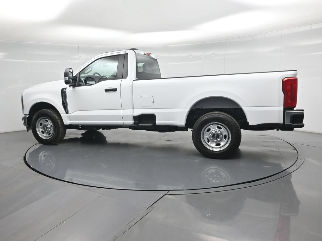 New 2026 Ford F350 XL w/ XL Chrome Package RWD image 4