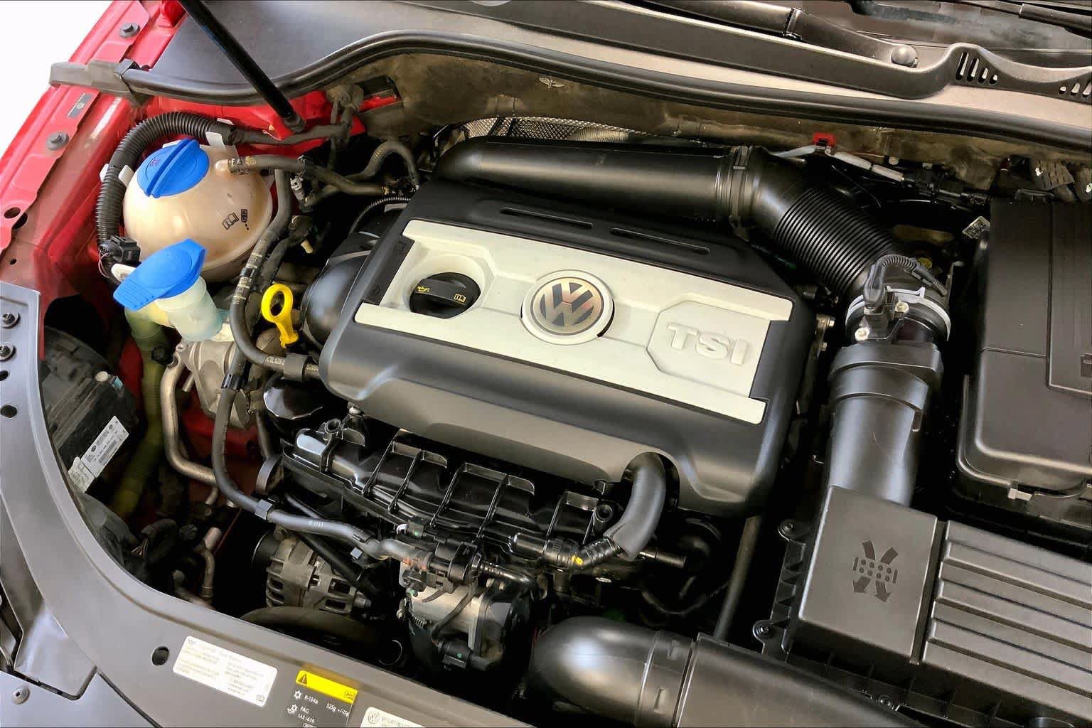 Used 2016 Volkswagen Eos Komfort FWD image 32