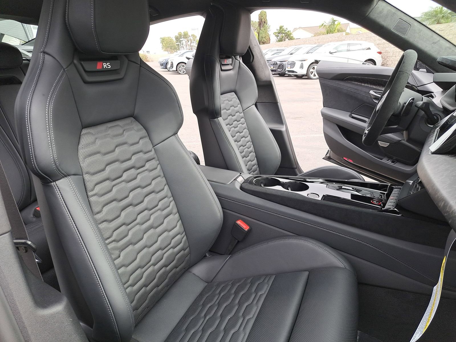 New 2026 Audi RS e-tron GT performance image 10