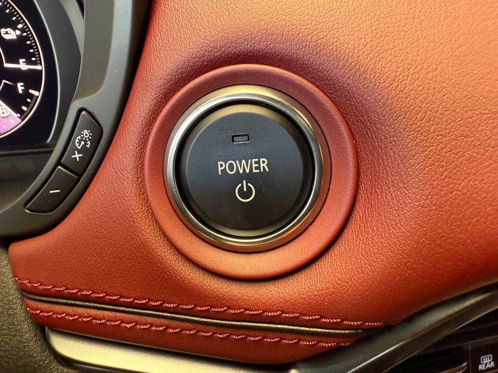 New 2025 MAZDA CX-70 Plug-In Hybrid w/ Premium Plus image 25