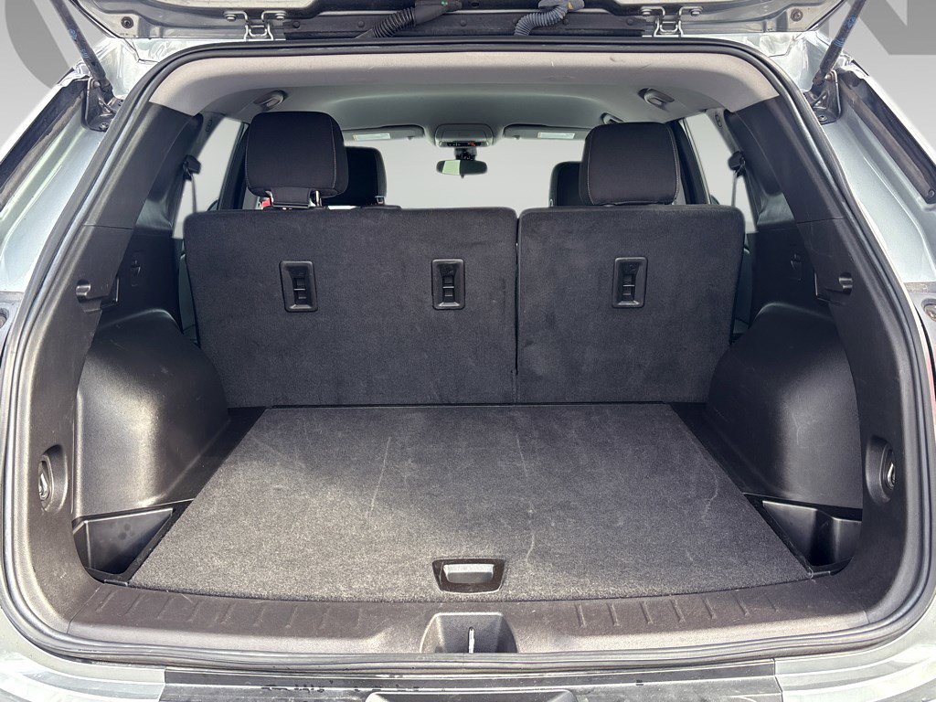 Certified 2025 Chevrolet Blazer LT FWD image 28