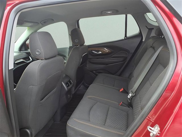 Used 2019 GMC Terrain SLE w/ Driver Convenience Package image 8