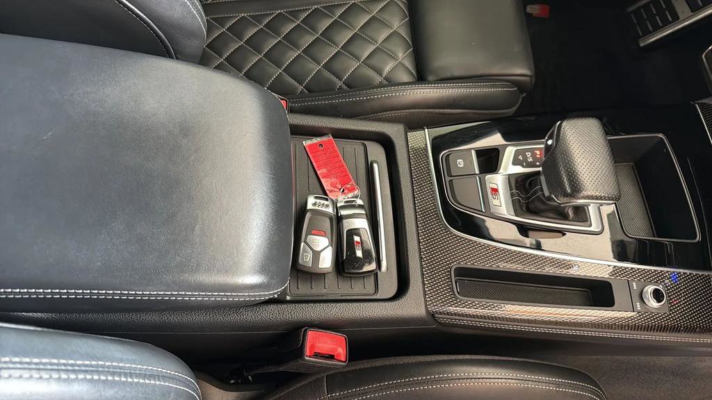 Used 2021 Audi SQ5 Premium Plus w/ Premium Plus Package image 34