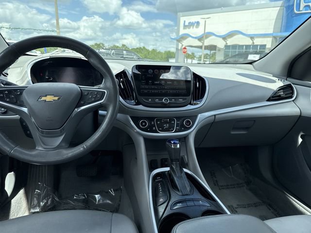 Used 2017 Chevrolet Volt LT w/ Comfort Package image 21
