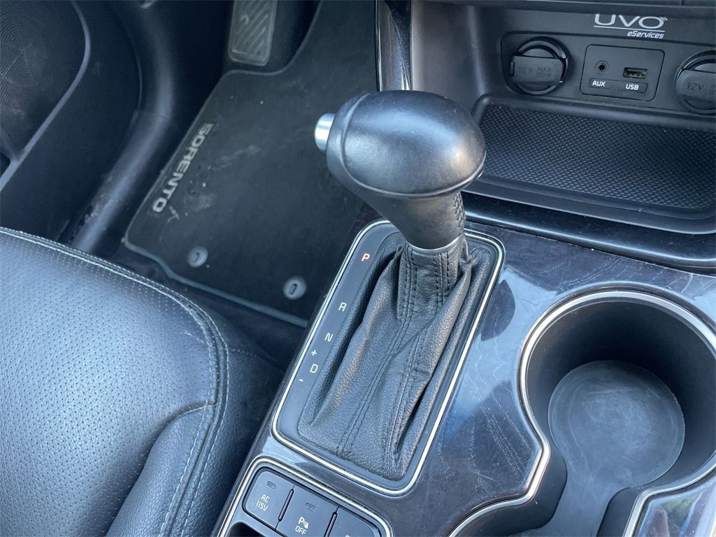 Used 2014 Kia Sorento SX w/ 3rd Row Package image 27