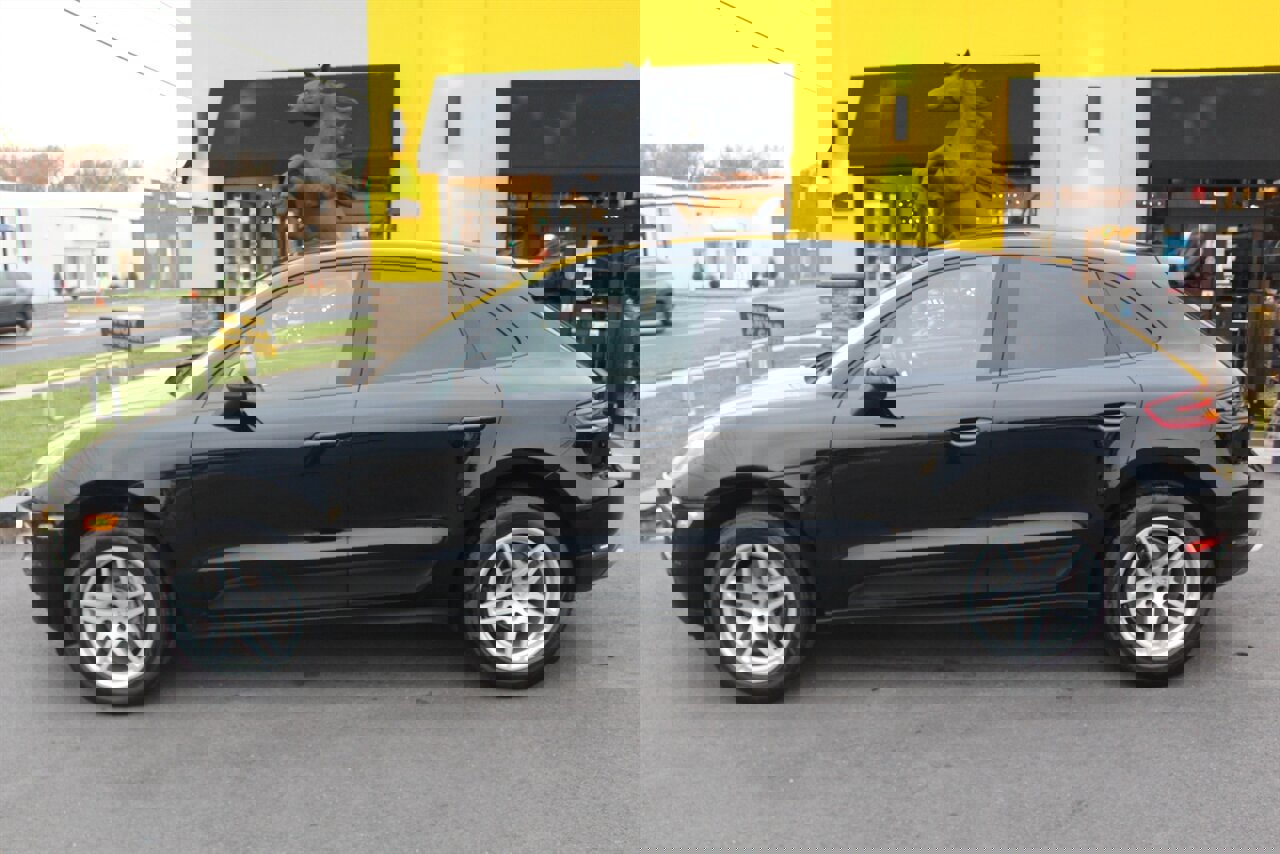 Used 2018 Porsche Macan image 22