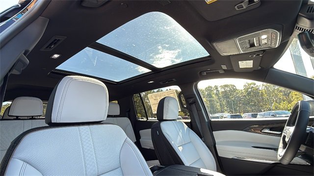 New 2026 Chevrolet Traverse High Country w/ LPO, Floor Liner Package image 29