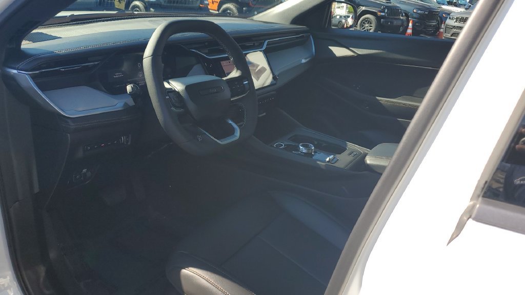 Used 2026 Jeep Cherokee Limited AWD/4WD image 21