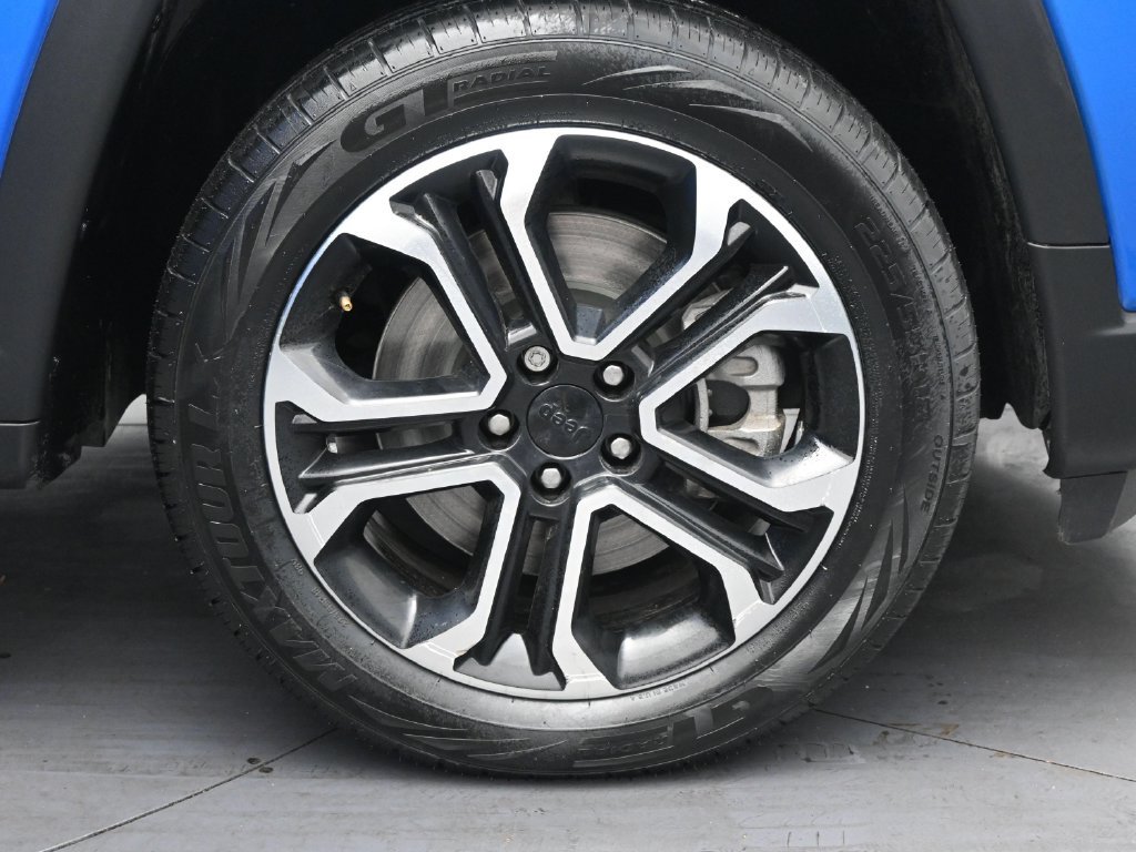 Used 2024 Jeep Compass Limited AWD/4WD image 43