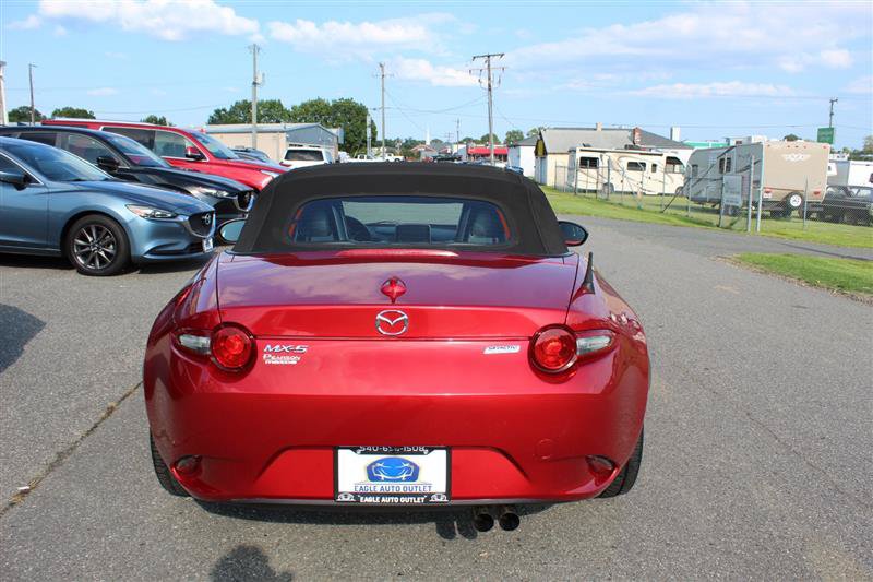 Used 2016 MAZDA MX-5 Miata Grand Touring RWD image 6