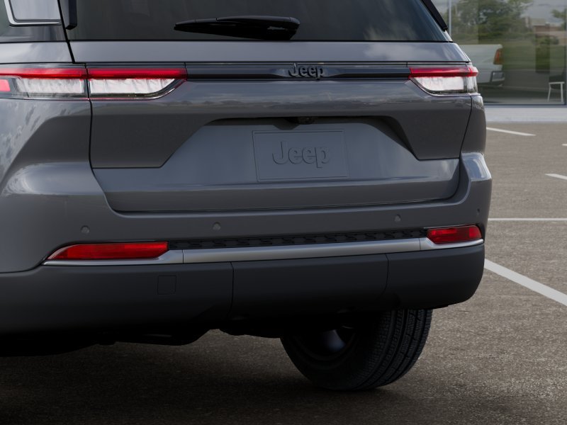 New 2027 Jeep Grand Cherokee Limited w/ Limited Altitude Package RWD image 14