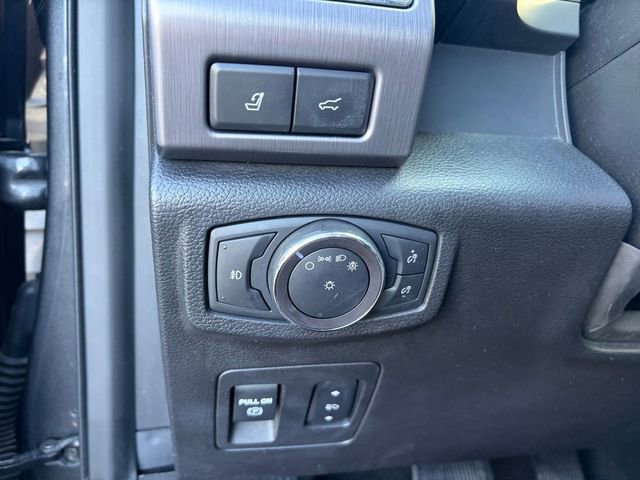 Used 2019 Ford Expedition Max Platinum RWD image 5
