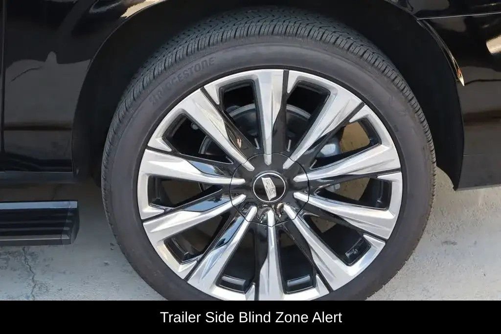 Used 2024 Cadillac Escalade ESV Premium Luxury Platinum AWD/4WD image 27