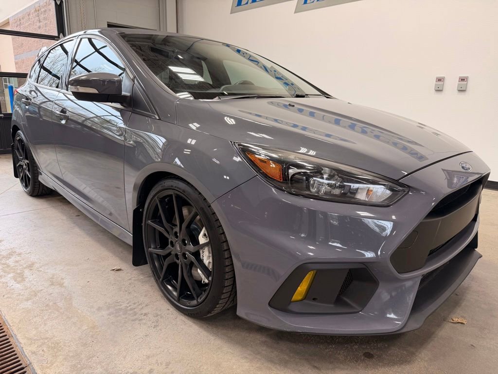 Used 2017 Ford Focus RS AWD/4WD image 2