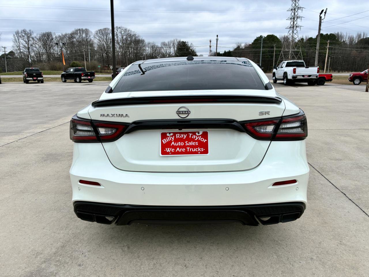 Used 2023 Nissan Maxima SR w/ Sport Mat Group image 6