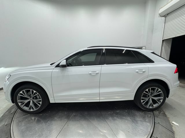 Used 2020 Audi Q8 Premium w/ Black Optic Package AWD/4WD image 16