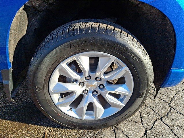 Certified 2023 Chevrolet Silverado 1500 Custom w/ LPO, Dark Essentials Package image 11