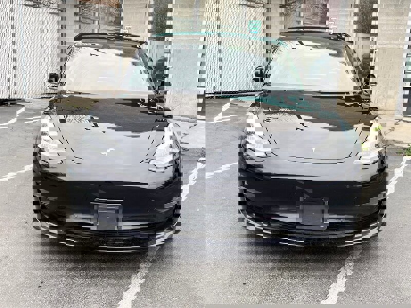 Used 2018 Tesla Model 3 Long Range image 2
