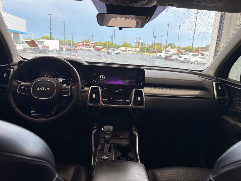 Used 2022 Kia Sorento S FWD image 42