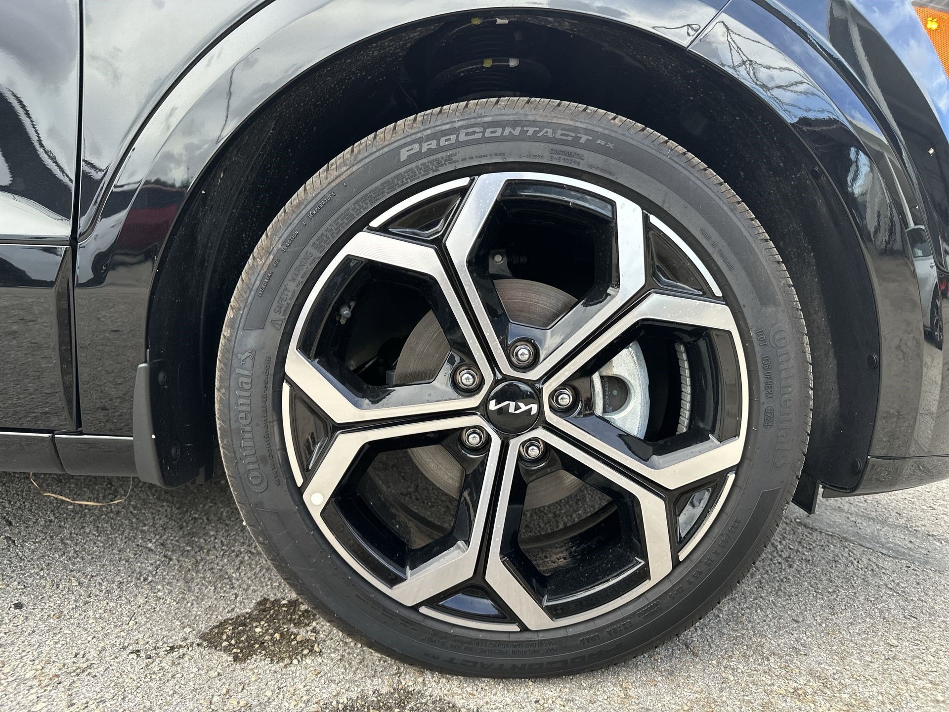 Certified 2025 Kia Niro EX Touring FWD image 18