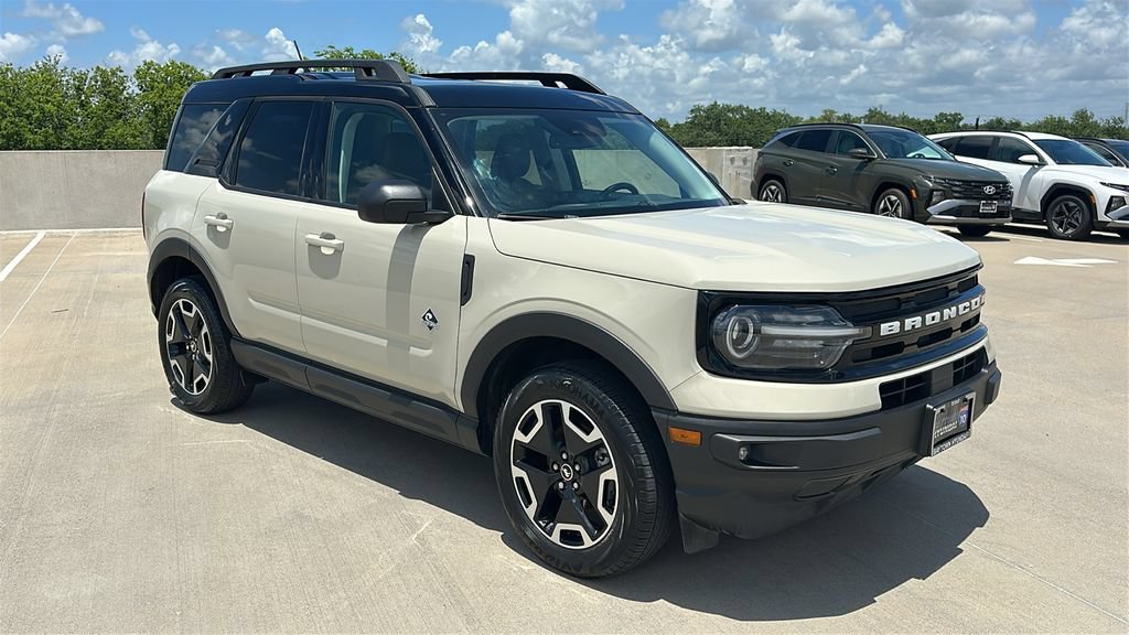 Used 2024 Ford Bronco Sport Outer Banks w/ Tech Package AWD/4WD image 14