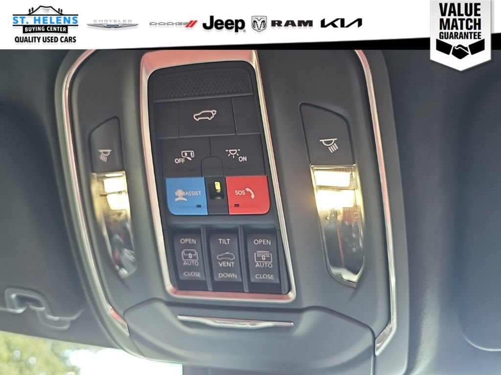 Used 2024 Jeep Wagoneer Limited AWD/4WD image 24