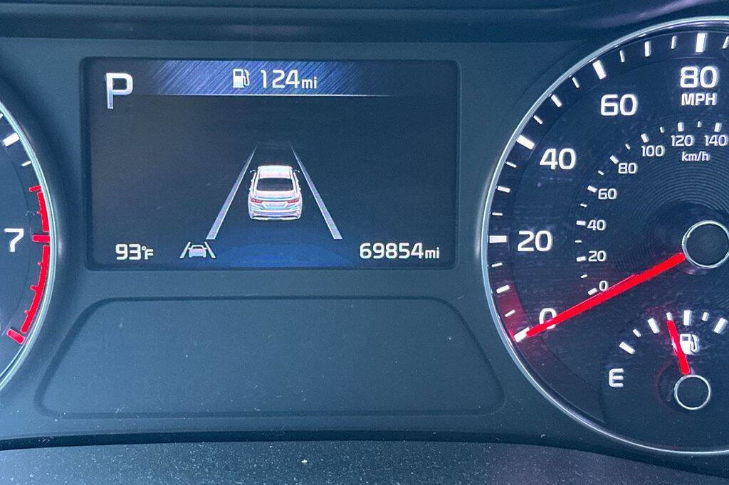 Used 2023 Kia Forte LXS image 25