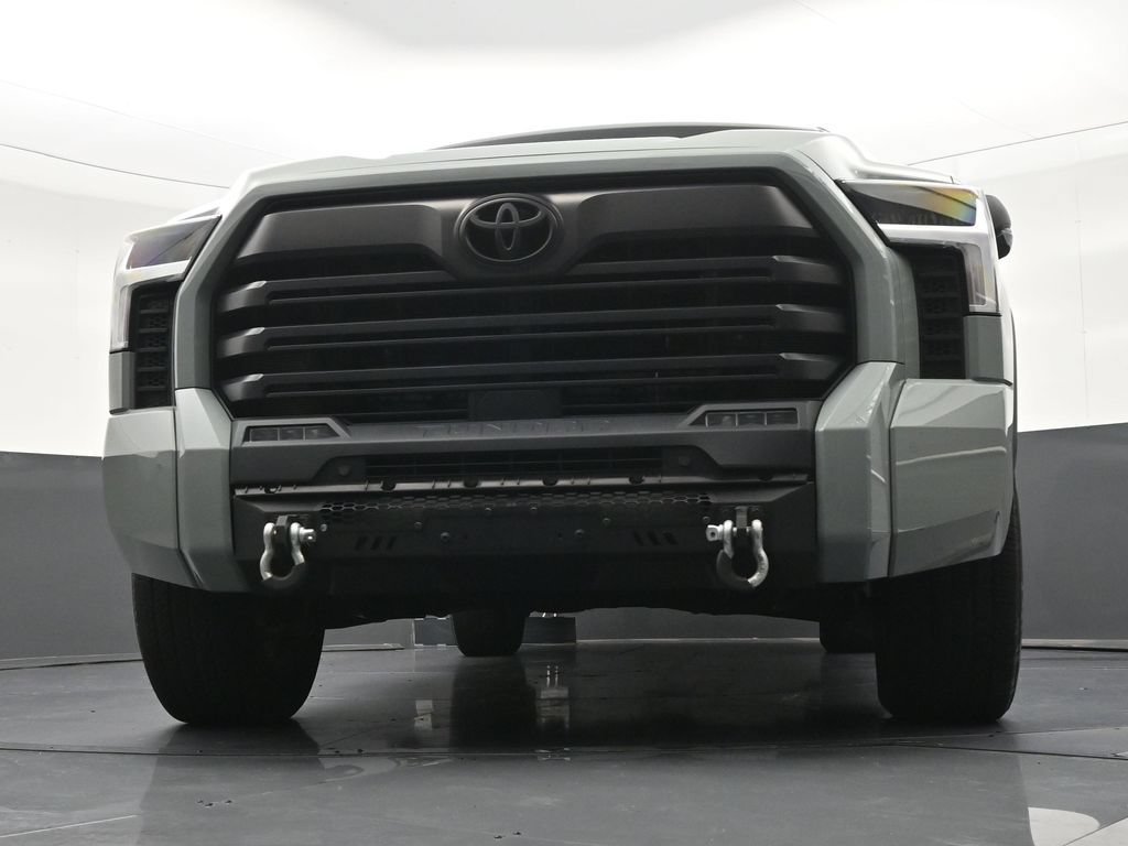 Used 2024 Toyota Tundra SR5 w/ SR5 Premium Package RWD image 31