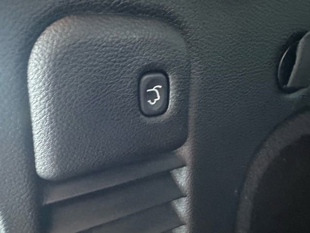 Used 2018 Jeep Grand Cherokee Summit w/ Platinum Series Group image 28