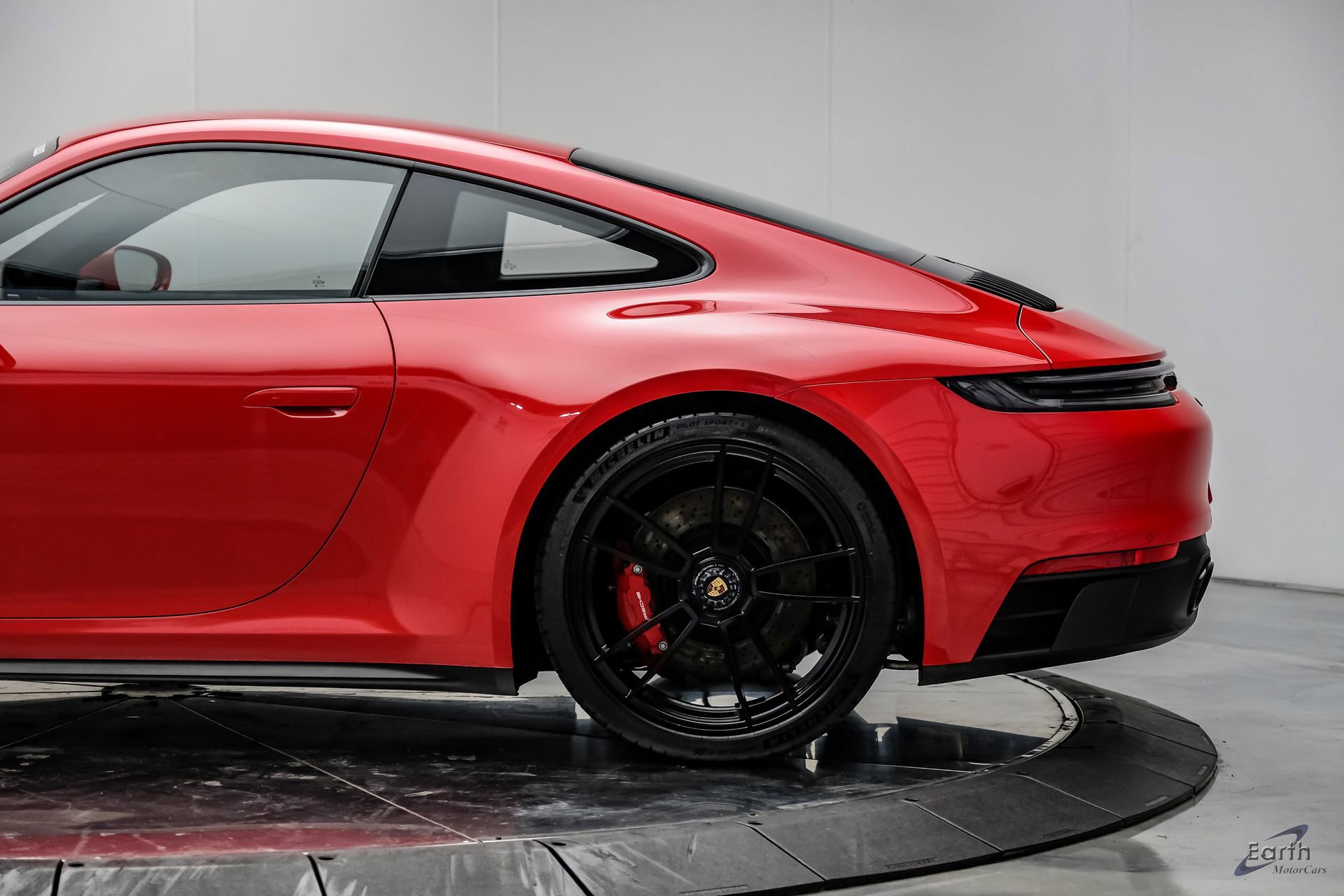 Used 2024 Porsche 911 Carrera GTS w/ Premium Package RWD image 9