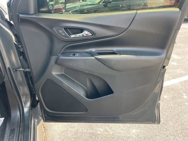 Used 2018 Chevrolet Equinox LT FWD image 9