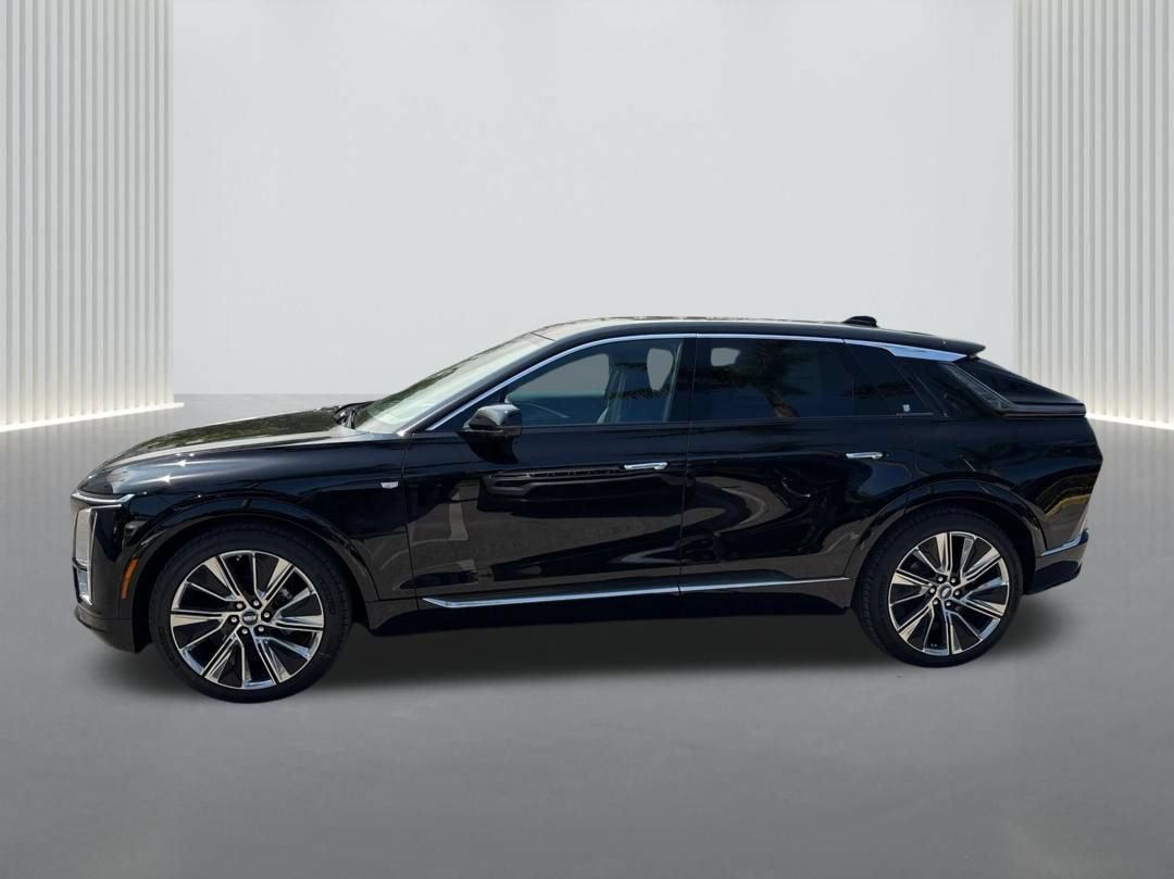 New 2026 Cadillac Lyriq Signature Luxury w/ Nappa Leather Package RWD image 8