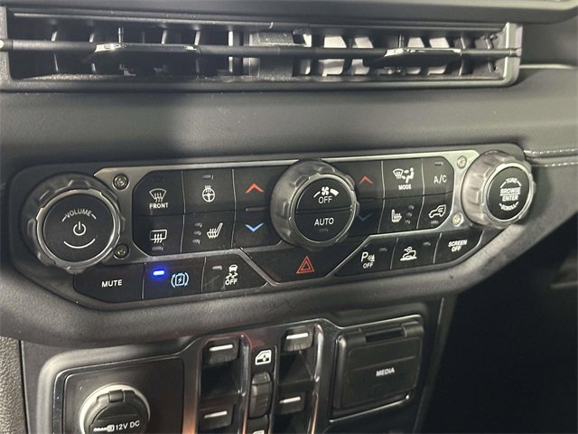 Used 2024 Jeep Wrangler High Altitude image 28