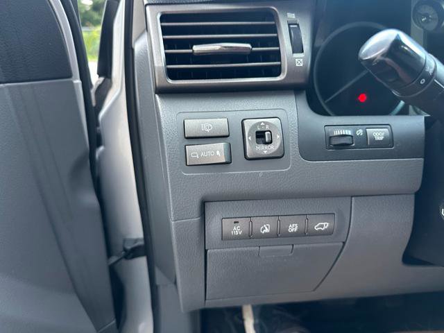 Used 2009 Lexus LX 570 4WD image 31