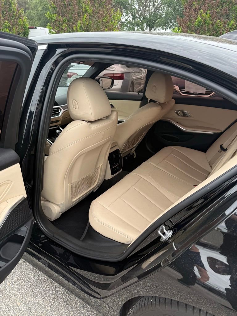Used 2019 BMW 330i Sedan RWD image 12