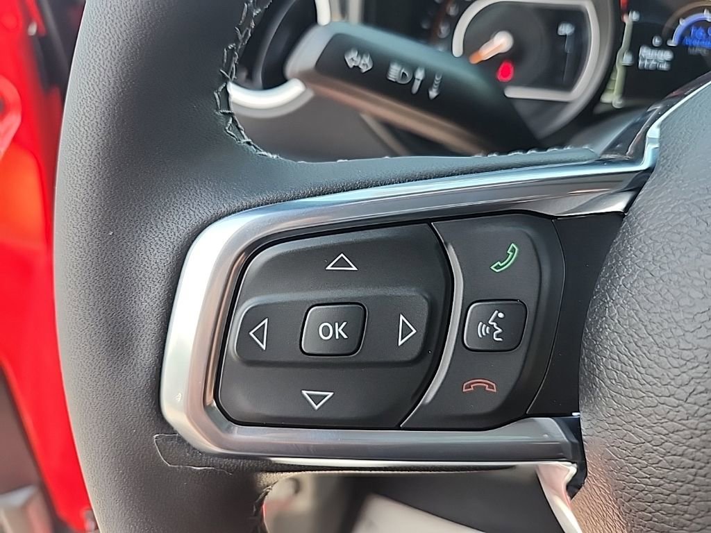 New 2025 Jeep Wrangler Sahara image 28