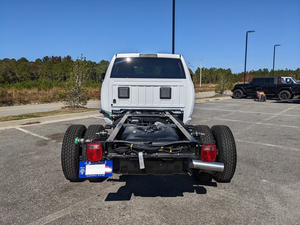 New 2026 RAM 3500 Tradesman image 15