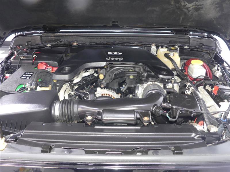 Used 2018 Jeep Wrangler Unlimited Rubicon w/ Dual Top Group image 12