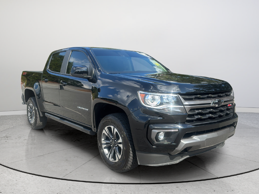 Used 2022 Chevrolet Colorado Z71 w/ Safety Package AWD/4WD image 1