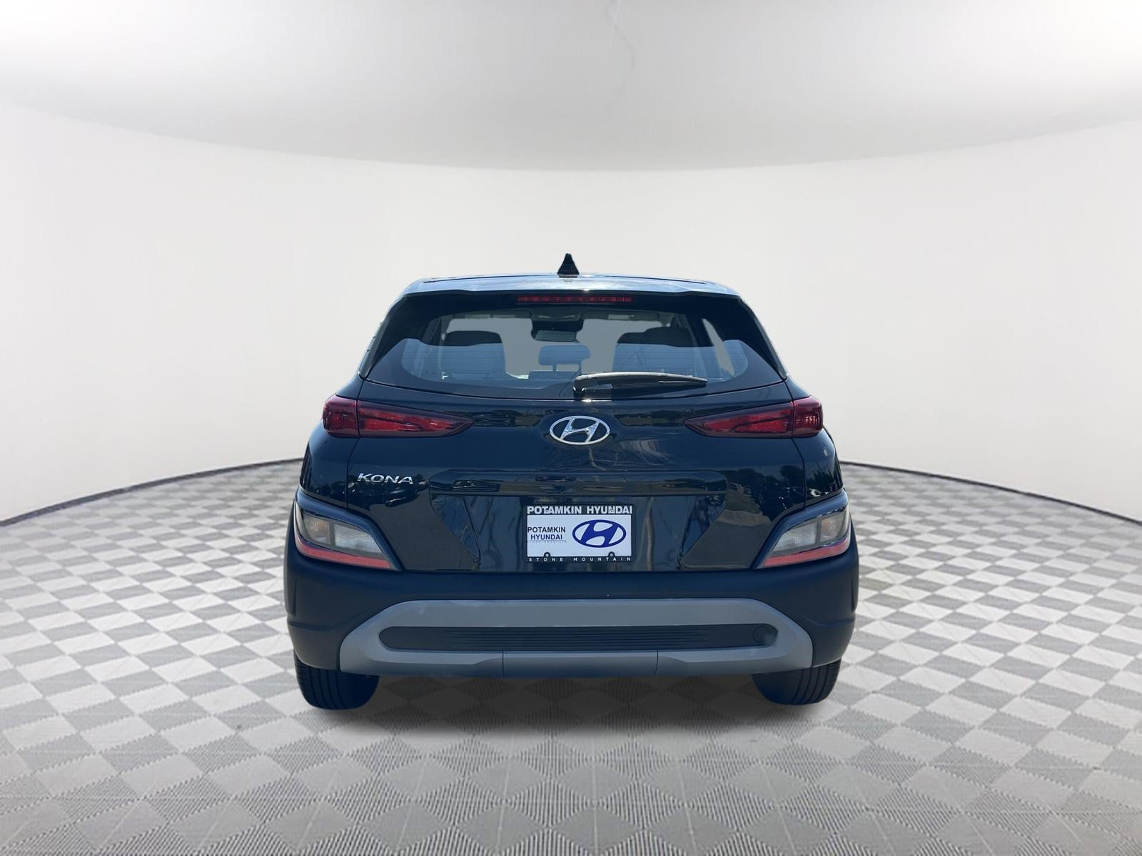 Used 2022 Hyundai Kona SE w/ Cargo Package FWD image 6