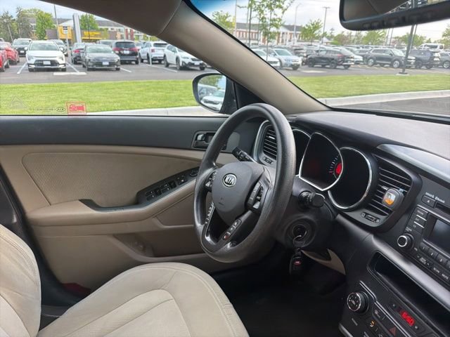 Used 2011 Kia Optima LX w/ Convenience Pkg FWD image 18