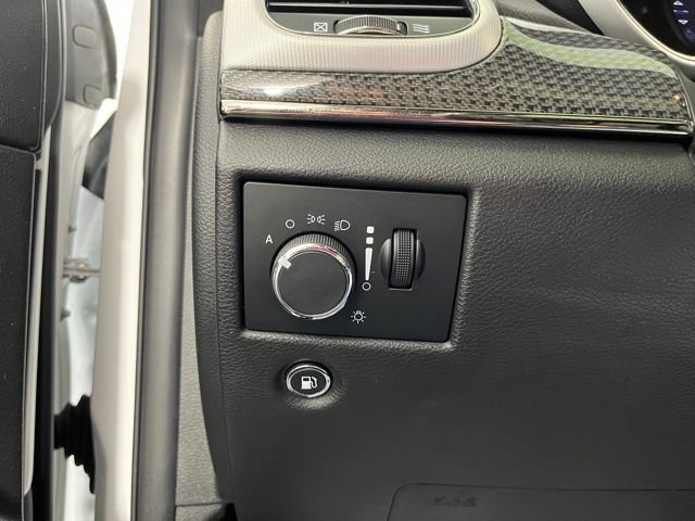 Used 2018 Jeep Grand Cherokee Trackhawk AWD/4WD image 21